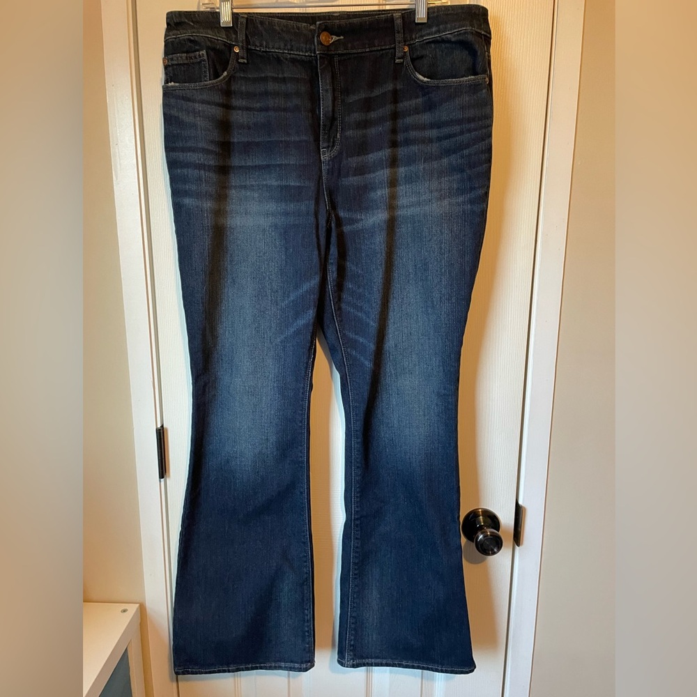 Chico's Blue Boot Cut Jeans with Classic Fading